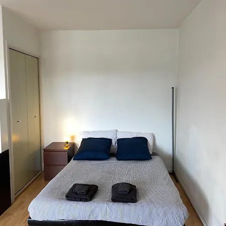 アパートホテル Geneva Residences フィルネー・ボルテール